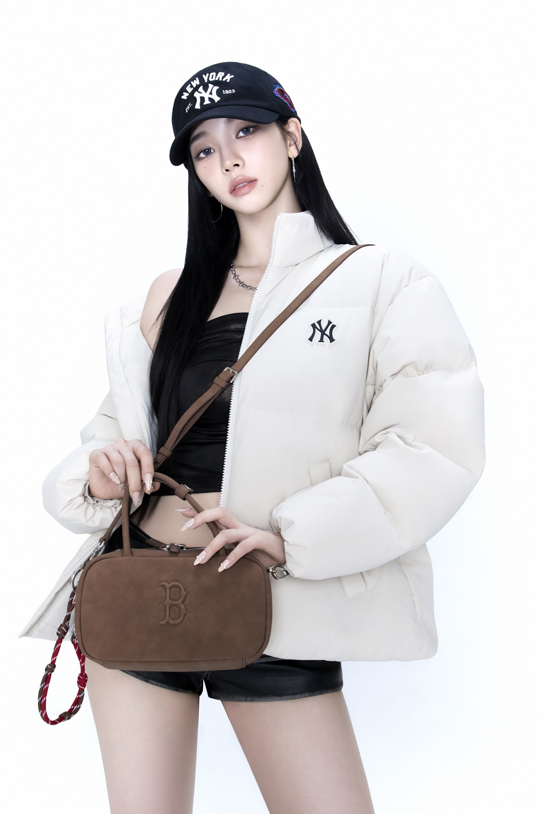 MLB, 카리나와 함께한  25 F/W 겨울 ‘MLB 커브패딩 시리즈’ 공개 1586-Image